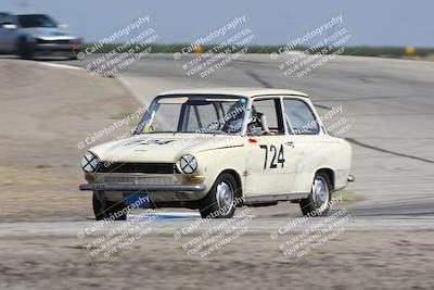 media/Sep-28-2025-24 Hours of Lemons (Sun) [[5dfe0e5f6e]]/12pm (Outside Grapevine)/
